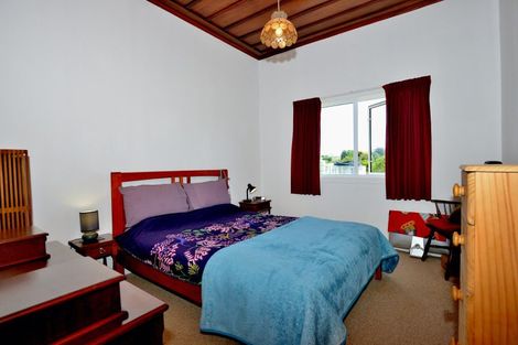 Photo of property in 17 Cemetery Road, Patutahi, Gisborne, 4072