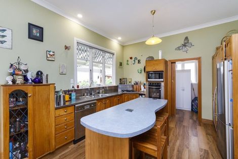 Photo of property in 9 Oxford Street, Hokowhitu, Palmerston North, 4410