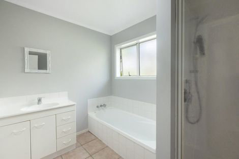 Photo of property in 32 Tawhiri View, Pyes Pa, Tauranga, 3112