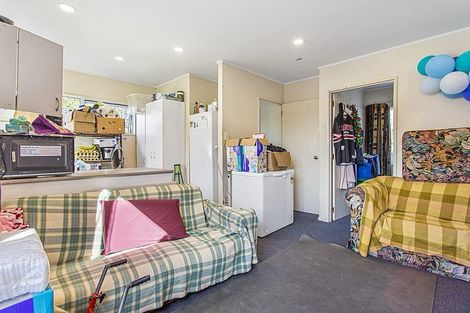 Photo of property in 2 Vine Street, Mangere East, Auckland, 2024