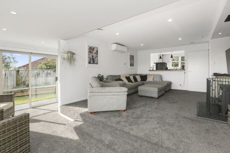 Photo of property in 115 Glenpark Avenue, Frankleigh Park, New Plymouth, 4310