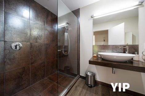 Photo of property in 14 Cromwell Point, Newlands, Wellington, 6037