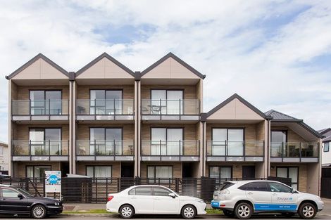 Photo of property in 2/116 Stanmore Road, Linwood, Christchurch, 8011