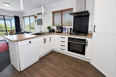 Photo of property in 114 Cambridge Road, Bethlehem, Tauranga, 3110