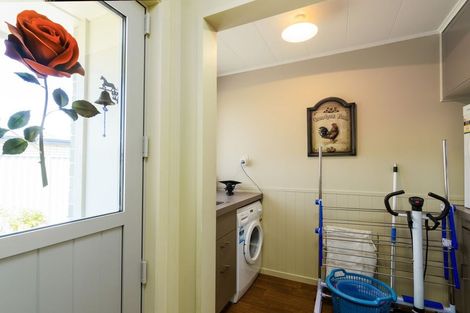 Photo of property in 77 Russell Street, Alexandra, 9320