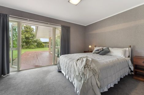 Photo of property in 271 Richmond Road, Lepperton, New Plymouth, 4373