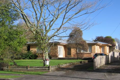 Photo of property in 8 Brocas Avenue, Hillcrest, Hamilton, 3216