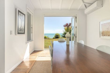 Photo of property in 1 Hydes Road, Raumati South, Paraparaumu, 5032