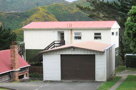 Photo of property in 68 Quebec Street, Kingston, Wellington, 6021