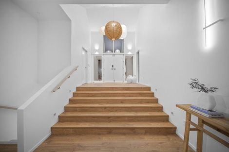 Photo of property in 7 Harry Ell Drive, Cashmere, Christchurch, 8022