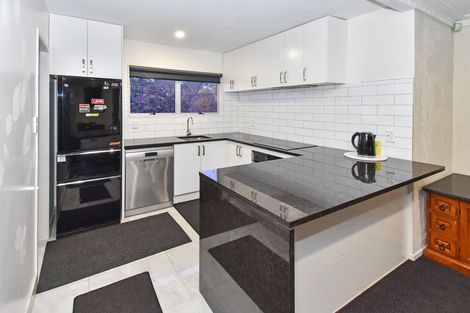 Photo of property in 1a Sikkim Crescent, Clover Park, Auckland, 2019