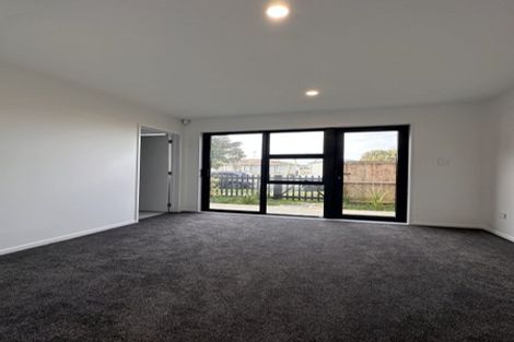 Photo of property in 2/2a Cambridge Road, Manurewa, Auckland, 2102