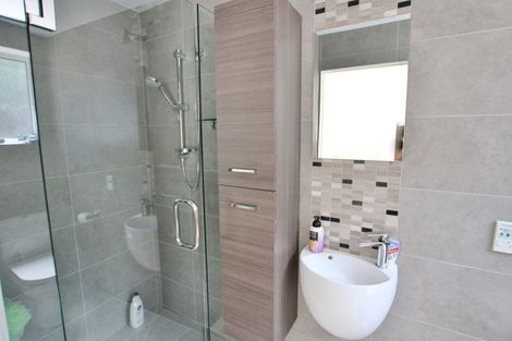 Photo of property in 78 Hillcrest Avenue, Hillcrest, Auckland, 0627