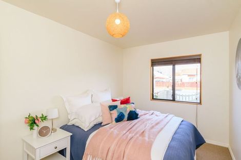 Photo of property in 243 The Esplanade, Petone, Lower Hutt, 5012