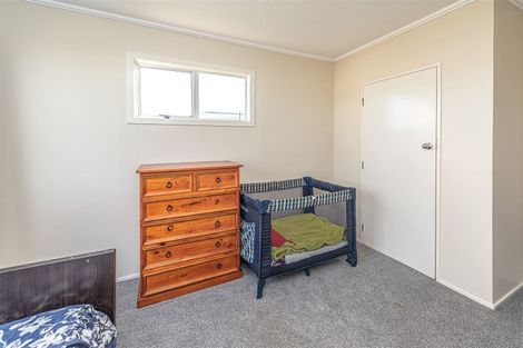 Photo of property in 140 Puriri Street, Castlecliff, Whanganui, 4501