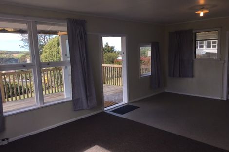 Photo of property in 38 Shakespear Road, Army Bay, Whangaparaoa, 0930