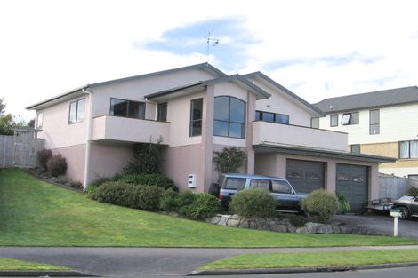 Photo of property in 8 Ayrshire Drive, Grandview Heights, Hamilton, 3200