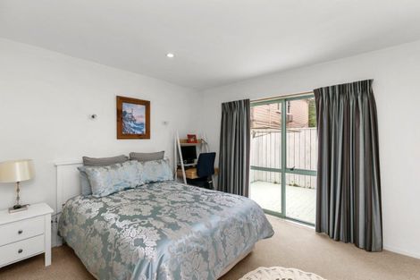 Photo of property in 125a The Parade, Island Bay, Wellington, 6023