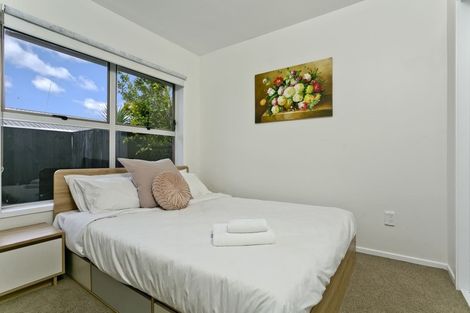 Photo of property in 2/152 Manuka Road, Bayview, Auckland, 0629