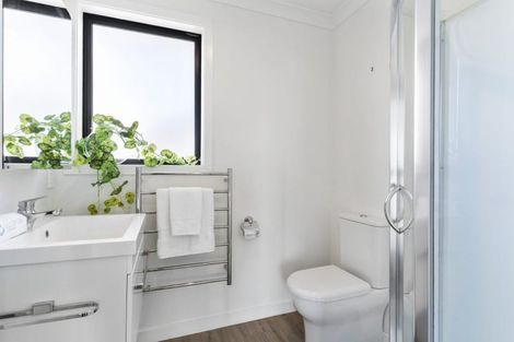 Photo of property in 7 Tuaone Court, Hauraki, Auckland, 0622