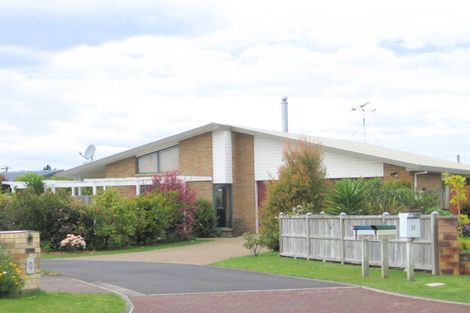 Photo of property in 15 Belmont Rise, Katikati, 3129