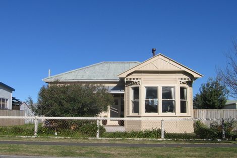 Photo of property in 6 Kinross White Street, Napier South, Napier, 4110