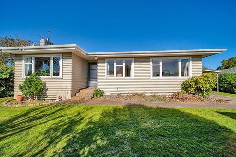 Photo of property in 8 Reid Avenue, Hawera, 4610