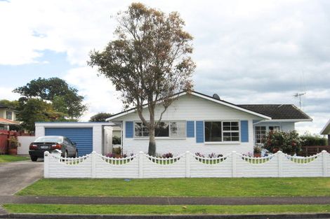 Photo of property in 19 Endeavour Avenue, Welcome Bay, Tauranga, 3112