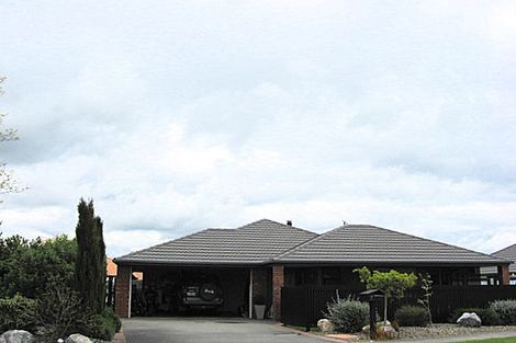 Photo of property in 7 Saunders Crescent, Stoke, Nelson, 7011