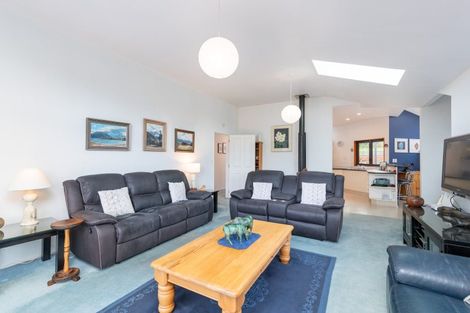 Photo of property in 39 Kahikatea Lane, Brown Owl, Upper Hutt, 5018