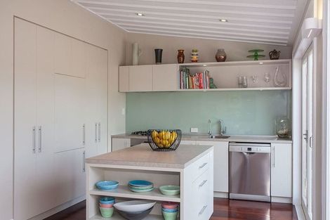 Photo of property in 220 Richmond Road, Grey Lynn, Auckland, 1021