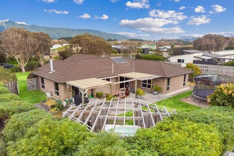 Photo of property in 26a Paetawa Road, Peka Peka, Waikanae, 5391