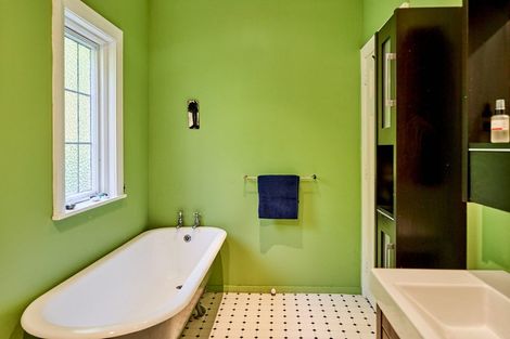 Photo of property in 41 Kotari Road, Days Bay, Lower Hutt, 5013