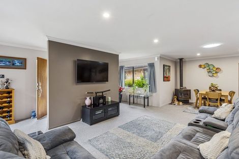 Photo of property in 37 Ashleigh Way, Waikanae Beach, Waikanae, 5036