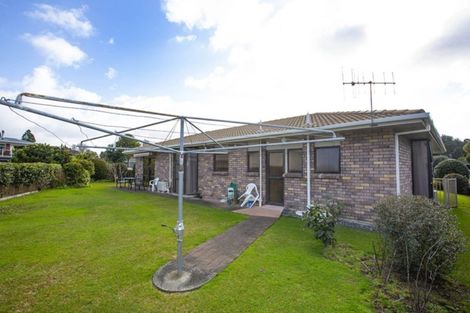 Photo of property in 114 Moana Anu Anu Avenue, Whangamata, 3620