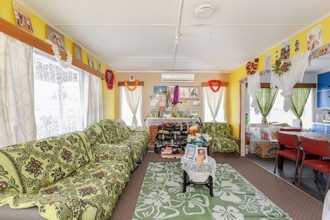 Photo of property in 75 Dover Road, Flaxmere, Hastings, 4120