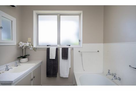 Photo of property in 85 Hargood Street, Woolston, Christchurch, 8062