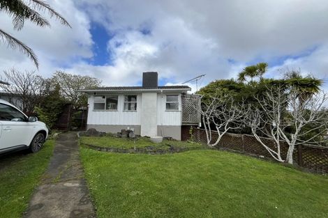 Photo of property in 32 Powrie Street, Glenfield, Auckland, 0629