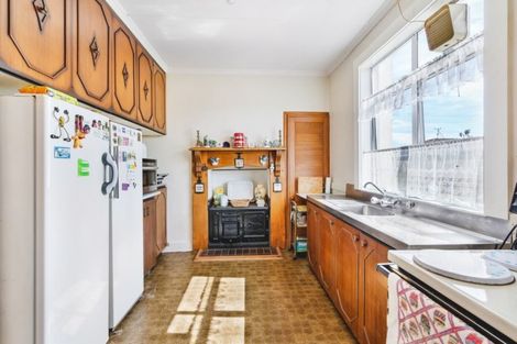 Photo of property in 68 Main Road, Titahi Bay, Porirua, 5022