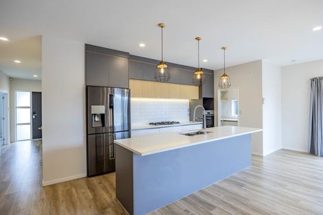 Photo of property in 69 Nobilo Road, Kumeu, 0810