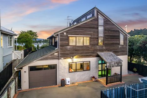 Photo of property in 1/6 Mana Esplanade, Paremata, Porirua, 5026