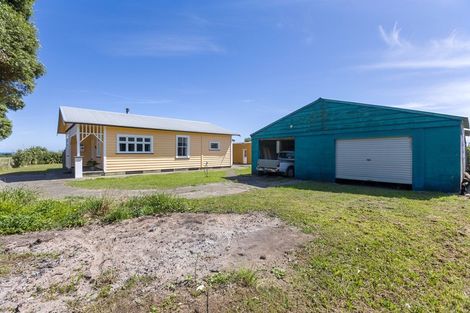 Photo of property in 246 Stent Road, Warea, New Plymouth, 4381