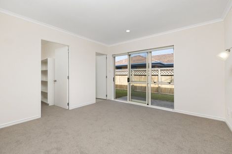 Photo of property in 142 Evans Road, Papamoa Beach, Papamoa, 3118