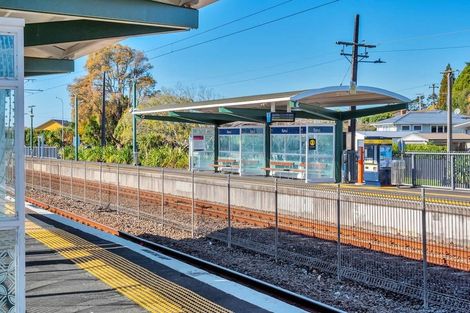 Photo of property in 2/5 Putney Place, Ranui, Auckland, 0612