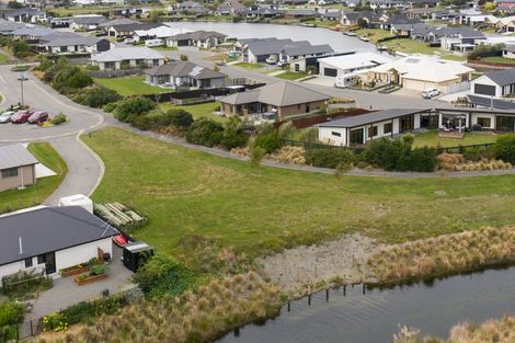 Photo of property in 14 West Bay Place, Huntingdon, Ashburton, 7774