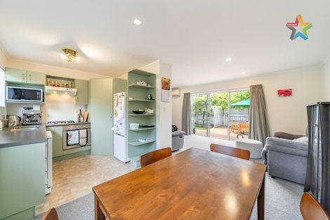 Photo of property in 34 Fenchurch Grove, Stokes Valley, Lower Hutt, 5019