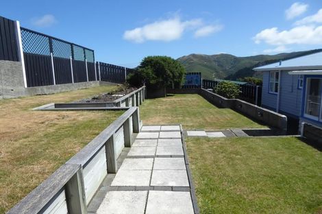 Photo of property in 9 Camrose Grove, Kingston, Wellington, 6021