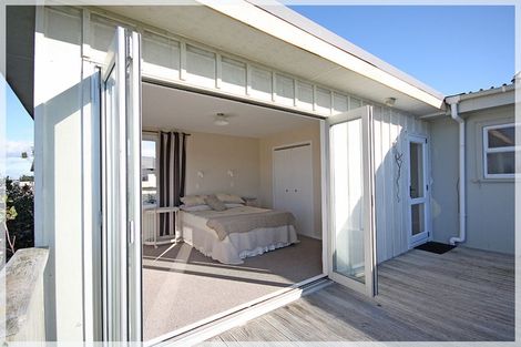 Photo of property in 31 Nelson Street, Foxton Beach, Foxton, 4815