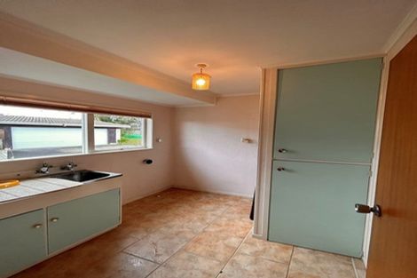 Photo of property in 30 Jade Avenue, Pakuranga Heights, Auckland, 2010