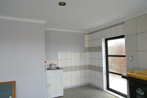 Photo of property in 72 Glenveagh Park Drive, Weymouth, Auckland, 2103